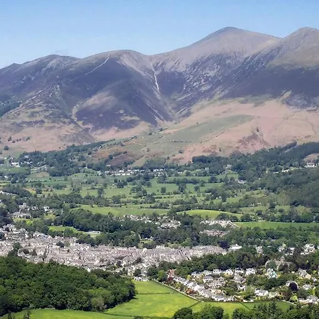 Fell View - Fantastic Keswick Centre